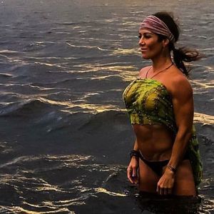 Meet your Posher, Whit